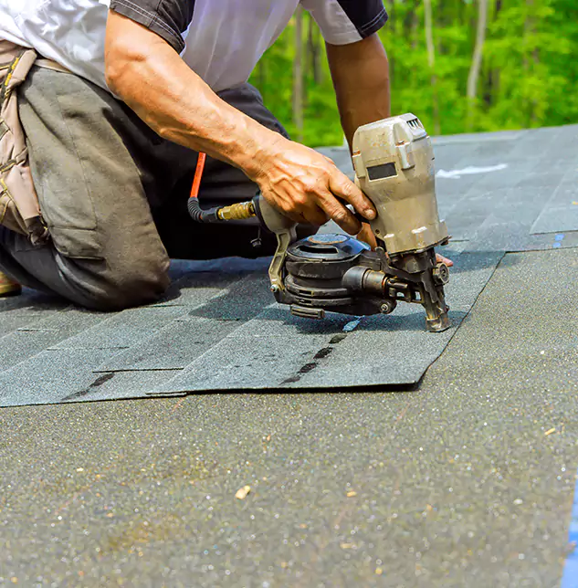 Trusted Cedar Shingle Replacement Experts Serving North Chicago, IL