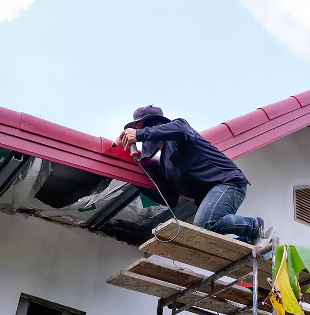 Expert Gutter and Roof Repair: Keeping North Chicago Properties Dry and Protected