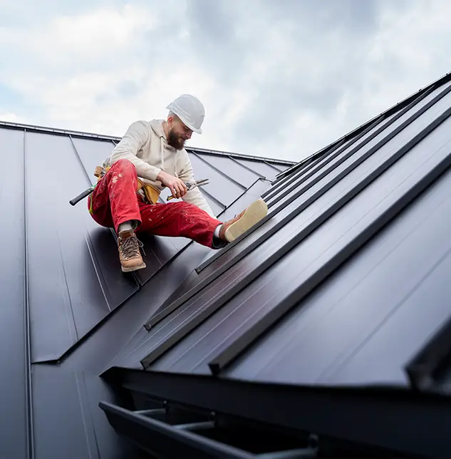Reliable Roof Eaves Repair Company in North Chicago, IL: Protecting Your Home's Edge