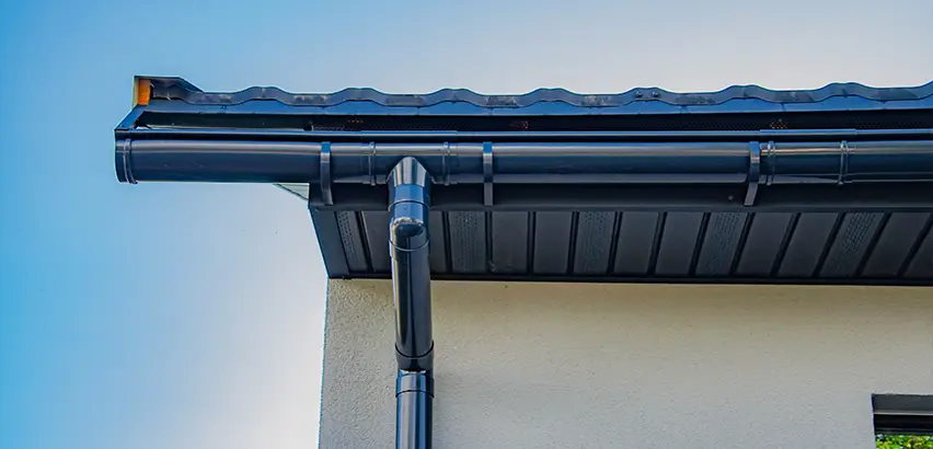 Professional Soffits and Fascia Replacement Services in North Chicago, IL