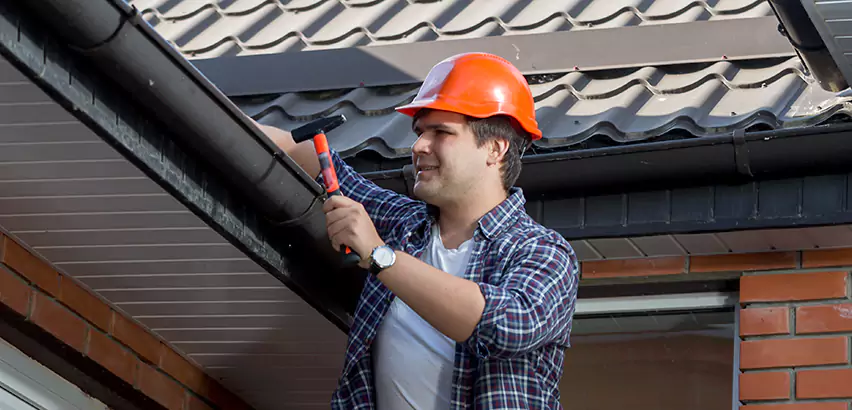 Gutter Fascia Repair in North Chicago